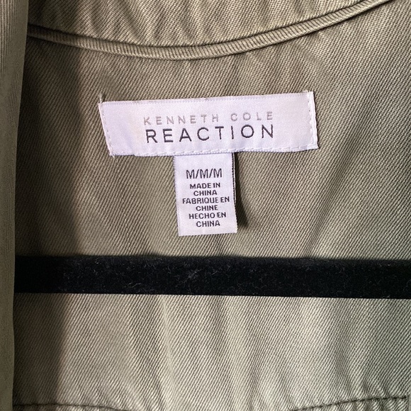 •Kenneth Cole Reaction Vest - Medium - Picture 3 of 11